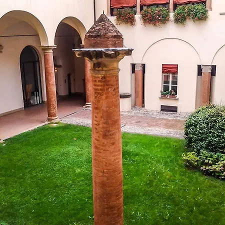 Tl Palazzo Fantuzzi شقة