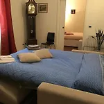 Tl Palazzo Fantuzzi *