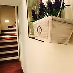 Tl Palazzo Fantuzzi *