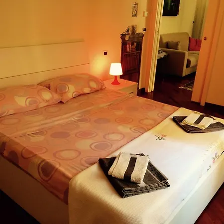 Tl Palazzo Fantuzzi *