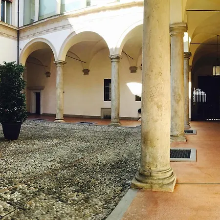 Lejlighed Tl Palazzo Fantuzzi *