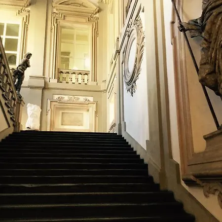 아파트 Tl Palazzo Fantuzzi *