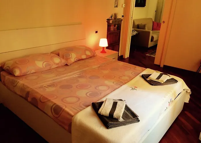 Tl Palazzo Fantuzzi *