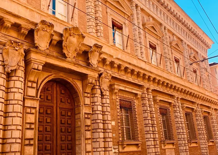 Tl Palazzo Fantuzzi *